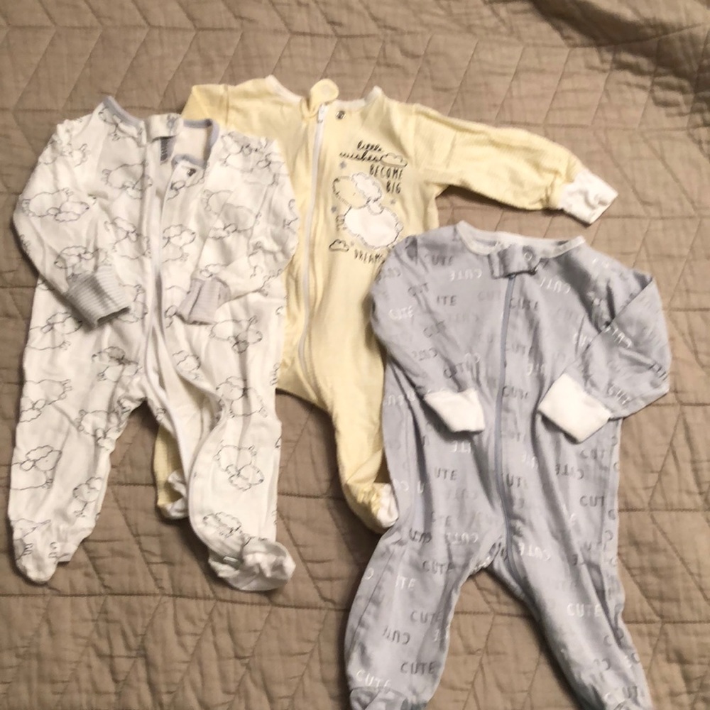 Gerber Jammies- set of 3